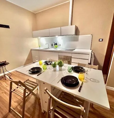 Zar 8 Апартаменти Трієст